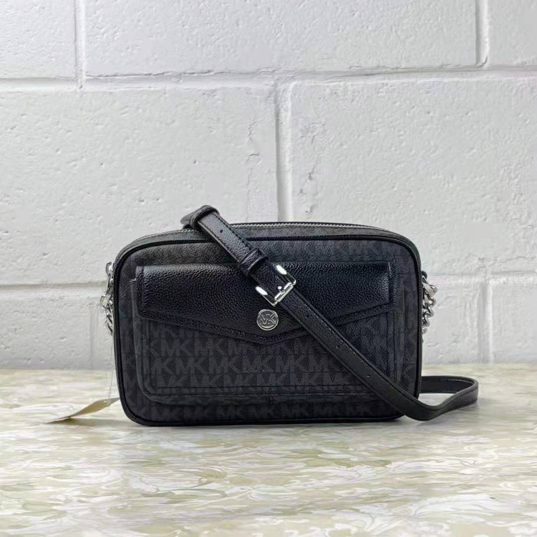 Michael Kors Jet Set Travel 35F1STVC8B Camera Xbody MK Leather Crossbody Bag Black Michael Kors Jet Set Travel 35F1STVC8B Camera Xbody MK Leather Crossbody Bag Black